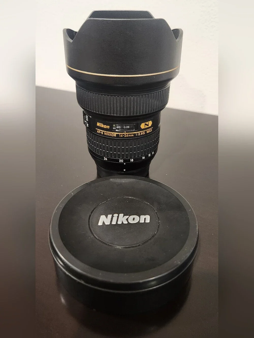Nikon AF-S NIKKOR 14-24mm f/2.8G ED Wide-Angle Lens - Black